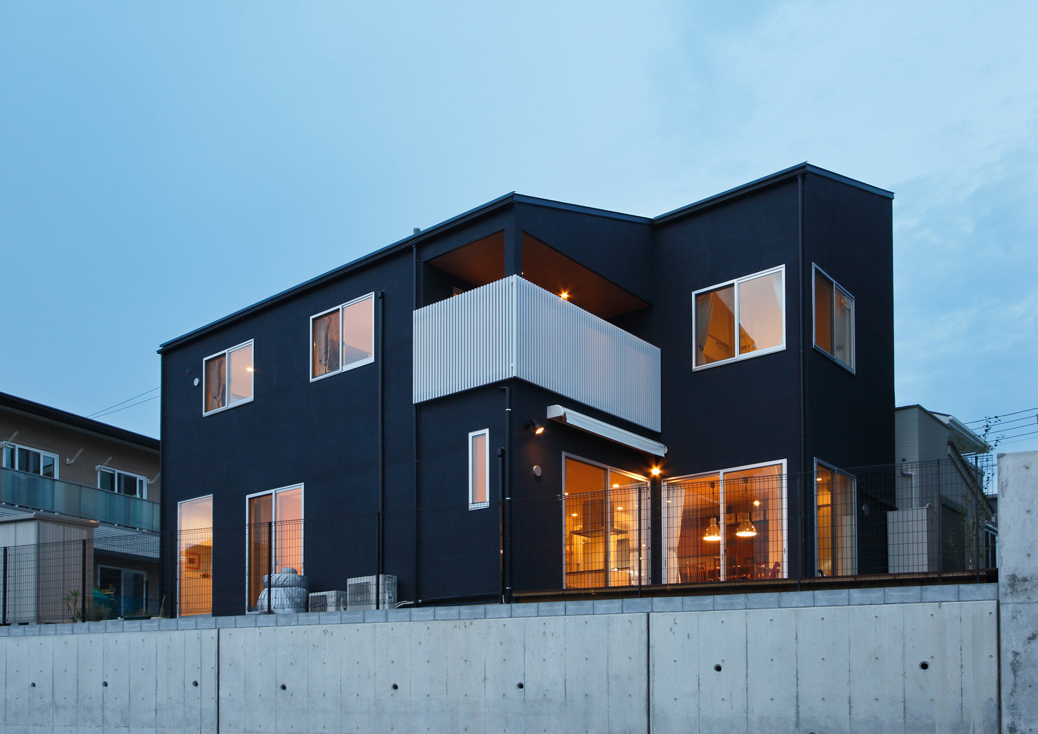 注文住宅・デザイン住宅建築実例_外観 注文住宅・デザイン住宅建築実例_『CASE539 高台の家』_外観