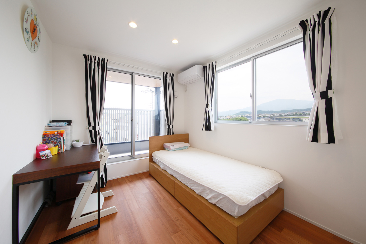 注文住宅・デザイン住宅建築実例_子供部屋 注文住宅・デザイン住宅建築実例_『CASE539 高台の家』_子供部屋