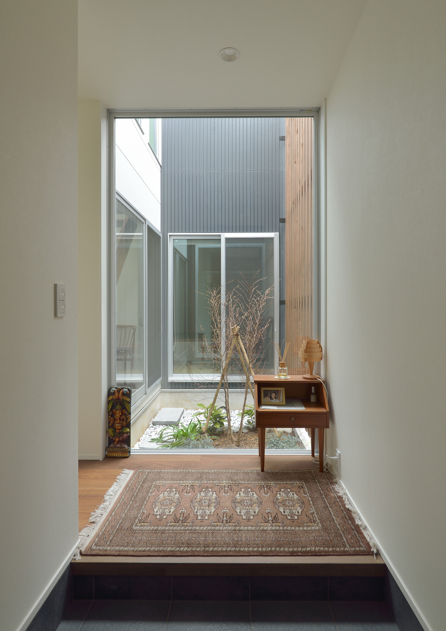 注文住宅・デザイン住宅建築実例_玄関 注文住宅・デザイン住宅建築実例_『CASE544 WINK-HOUSE』_玄関