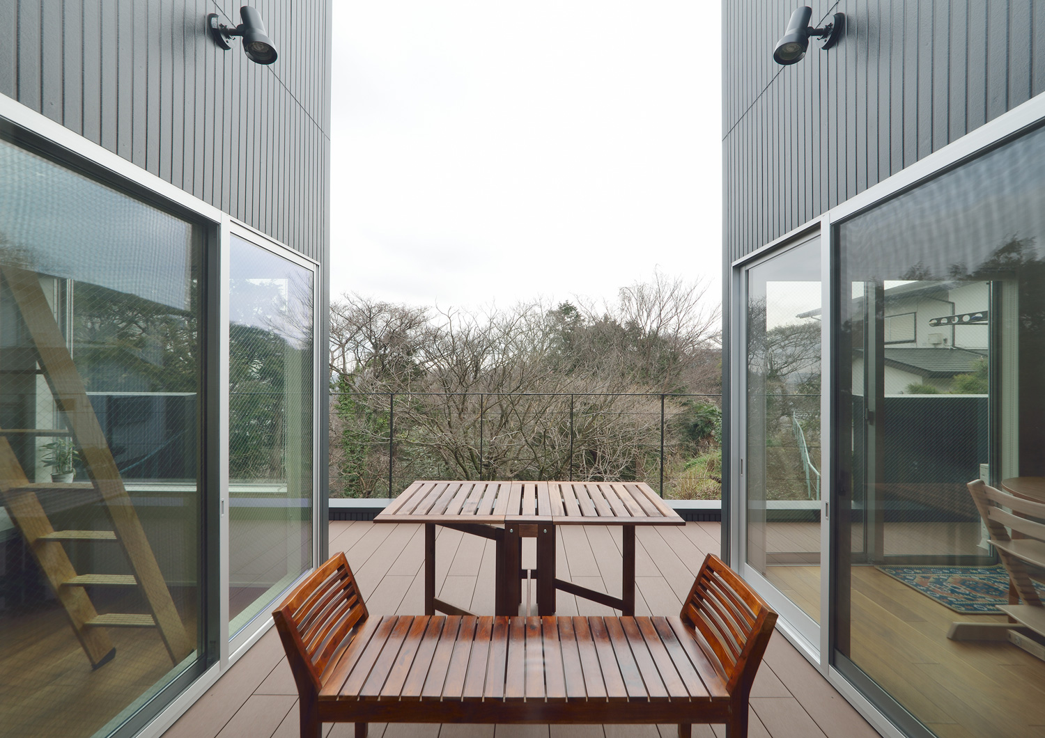 注文住宅・デザイン住宅建築実例_テラス・バルコニー 注文住宅・デザイン住宅建築実例_『CASE544 WINK-HOUSE』_テラス・バルコニー