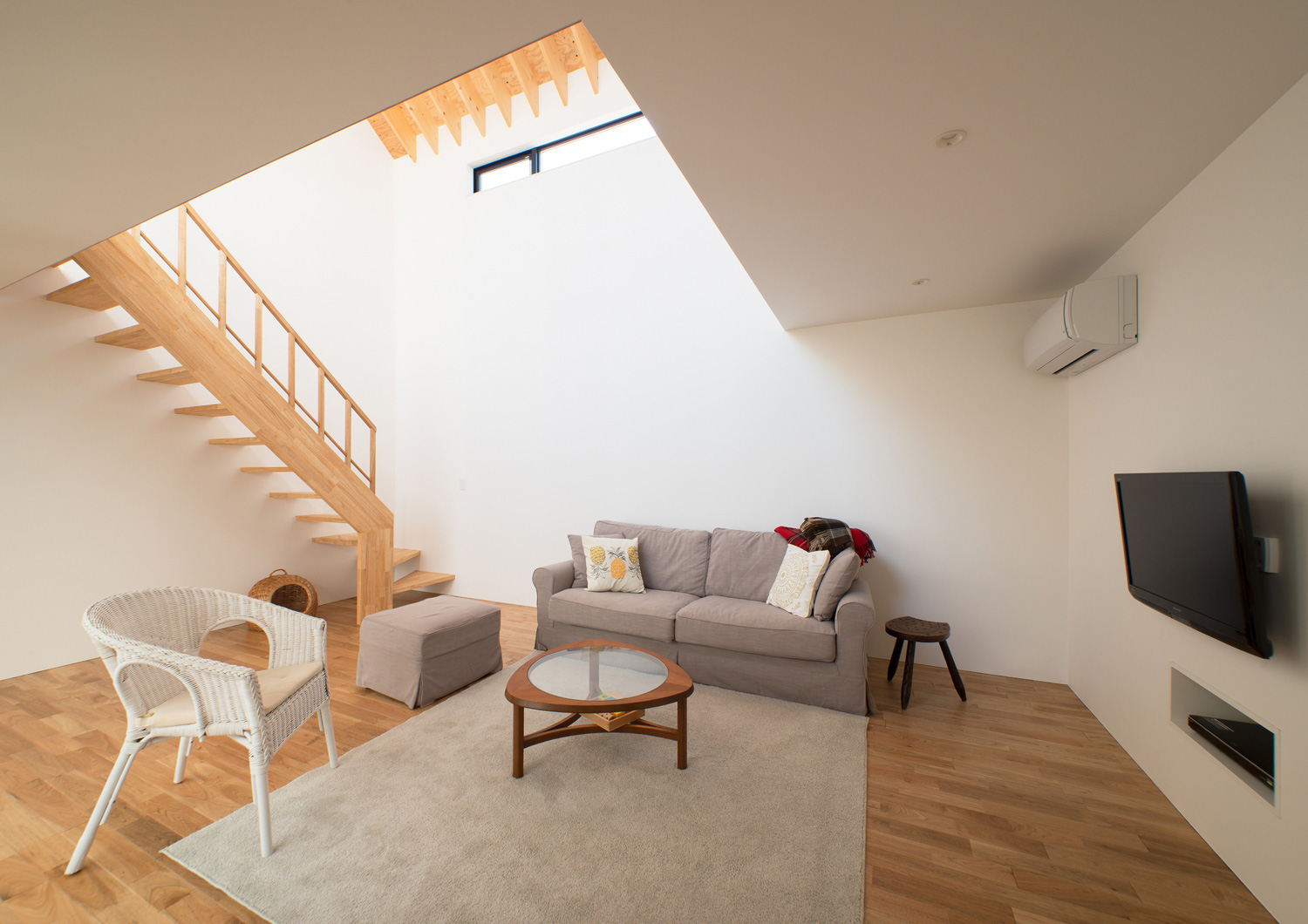 注文住宅・デザイン住宅建築実例_LDK 注文住宅・デザイン住宅建築実例_『CASE545 浮かぶイエガタ』_LDK