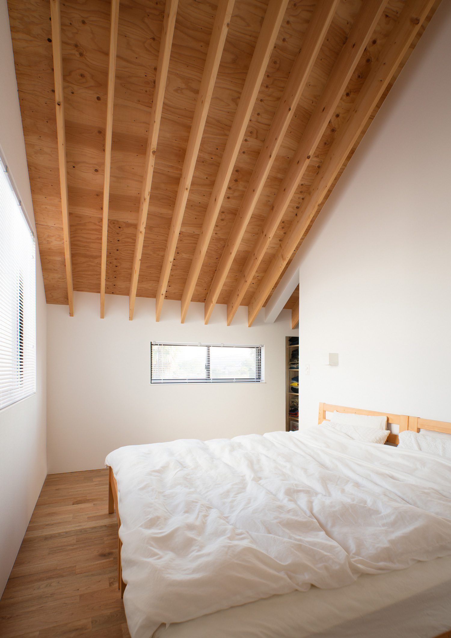 注文住宅・デザイン住宅建築実例_寝室 注文住宅・デザイン住宅建築実例_『CASE545 浮かぶイエガタ』_寝室