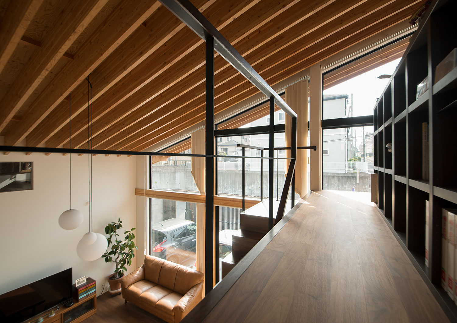 注文住宅・デザイン住宅建築実例_書斎 注文住宅・デザイン住宅建築実例_『CASE480 大屋根の垂木の家』_書斎