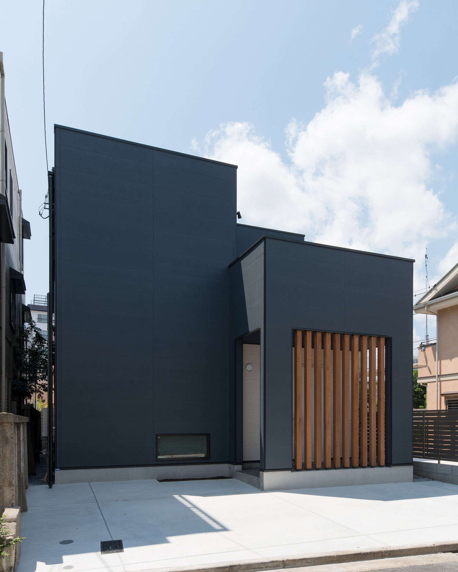 注文住宅・デザイン住宅建築実例_外観 注文住宅・デザイン住宅建築実例_『CASE554 ブルーボックスハウス』_外観