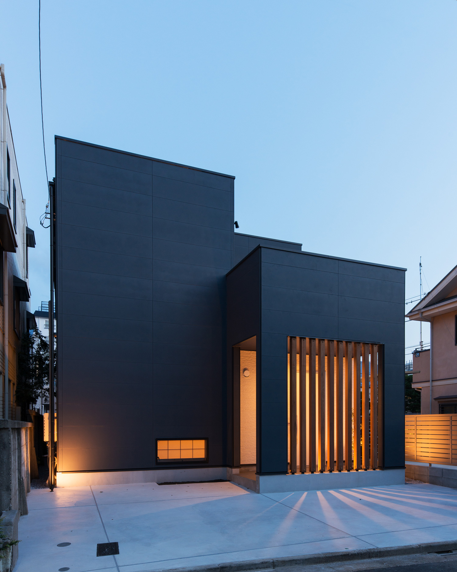 注文住宅・デザイン住宅建築実例_外観 注文住宅・デザイン住宅建築実例_『CASE554 ブルーボックスハウス』_外観