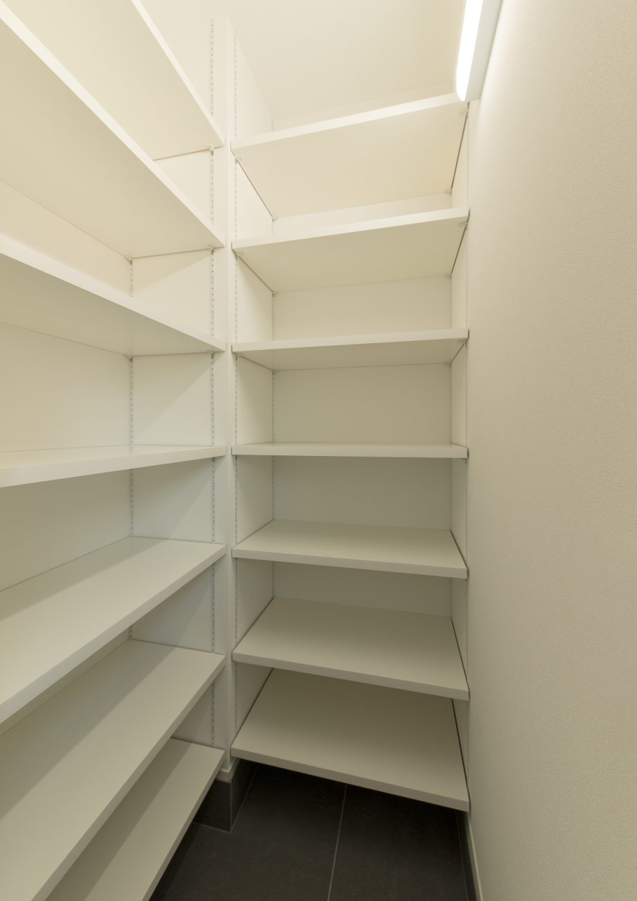 注文住宅・デザイン住宅建築実例_玄関 注文住宅・デザイン住宅建築実例_『CASE554 ブルーボックスハウス』_玄関