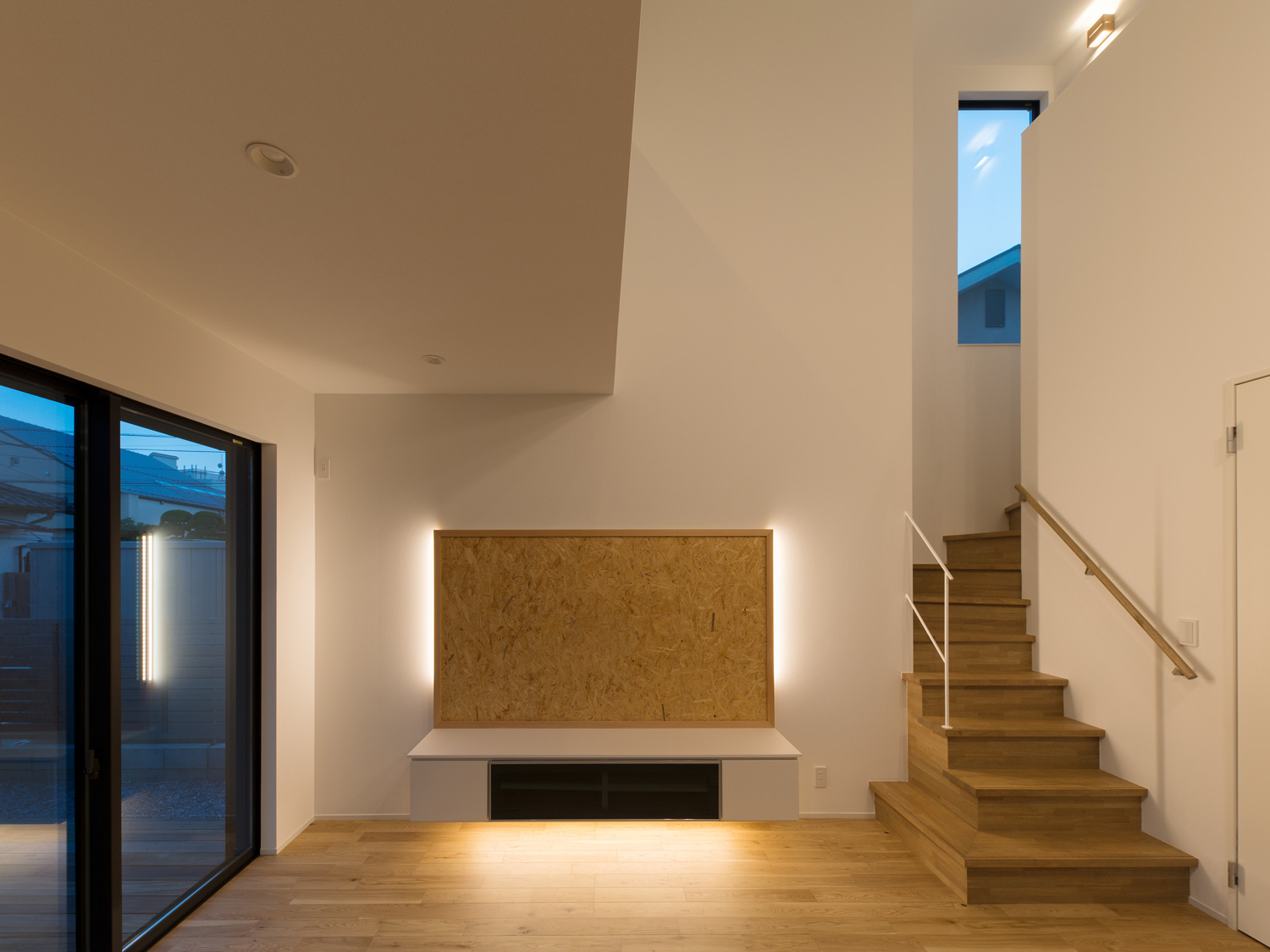 注文住宅・デザイン住宅建築実例_LDK 注文住宅・デザイン住宅建築実例_『CASE554 ブルーボックスハウス』_LDK