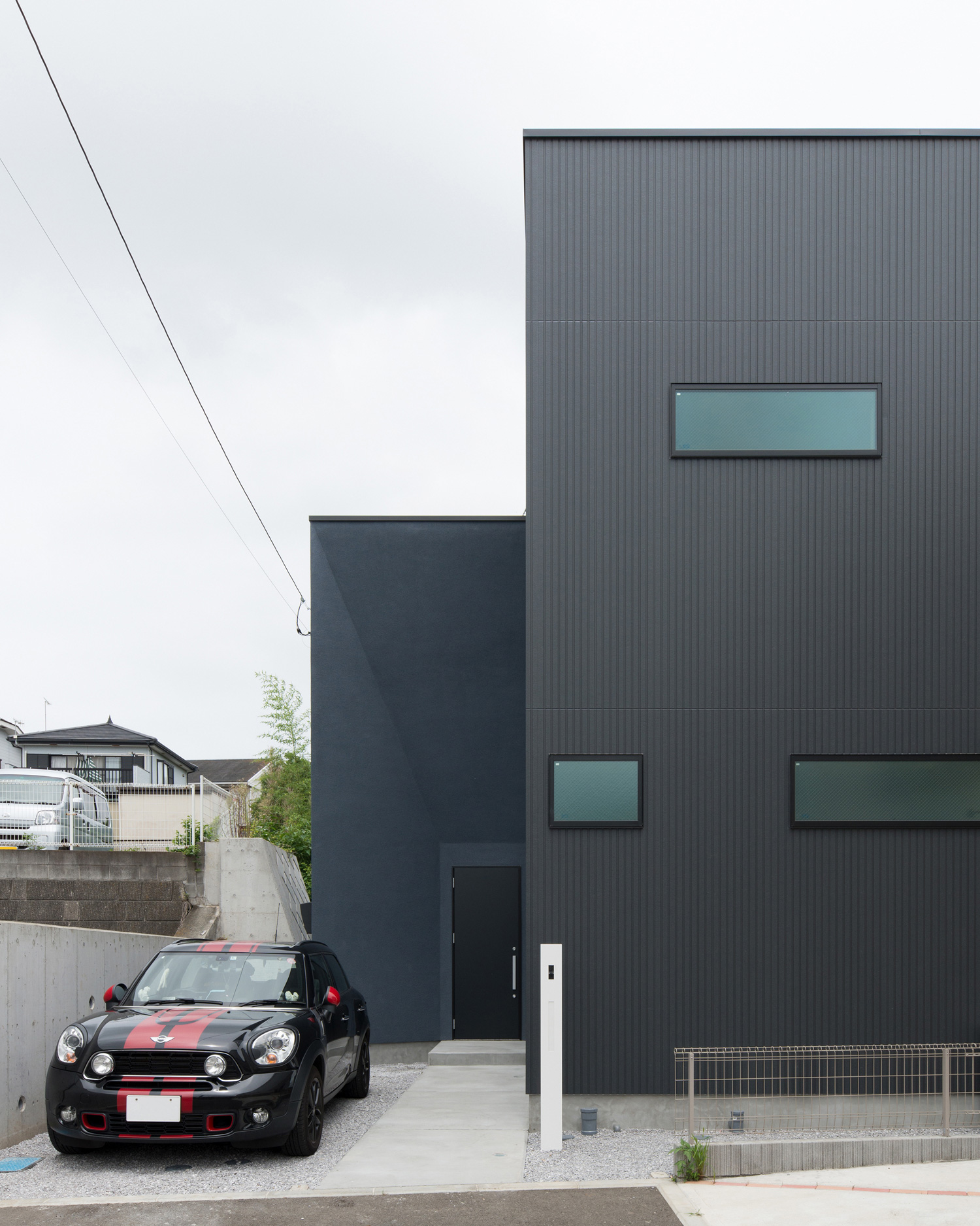 注文住宅・デザイン住宅建築実例_外観 注文住宅・デザイン住宅建築実例_『CASE558 路地と桟（かけはし）の家』_外観