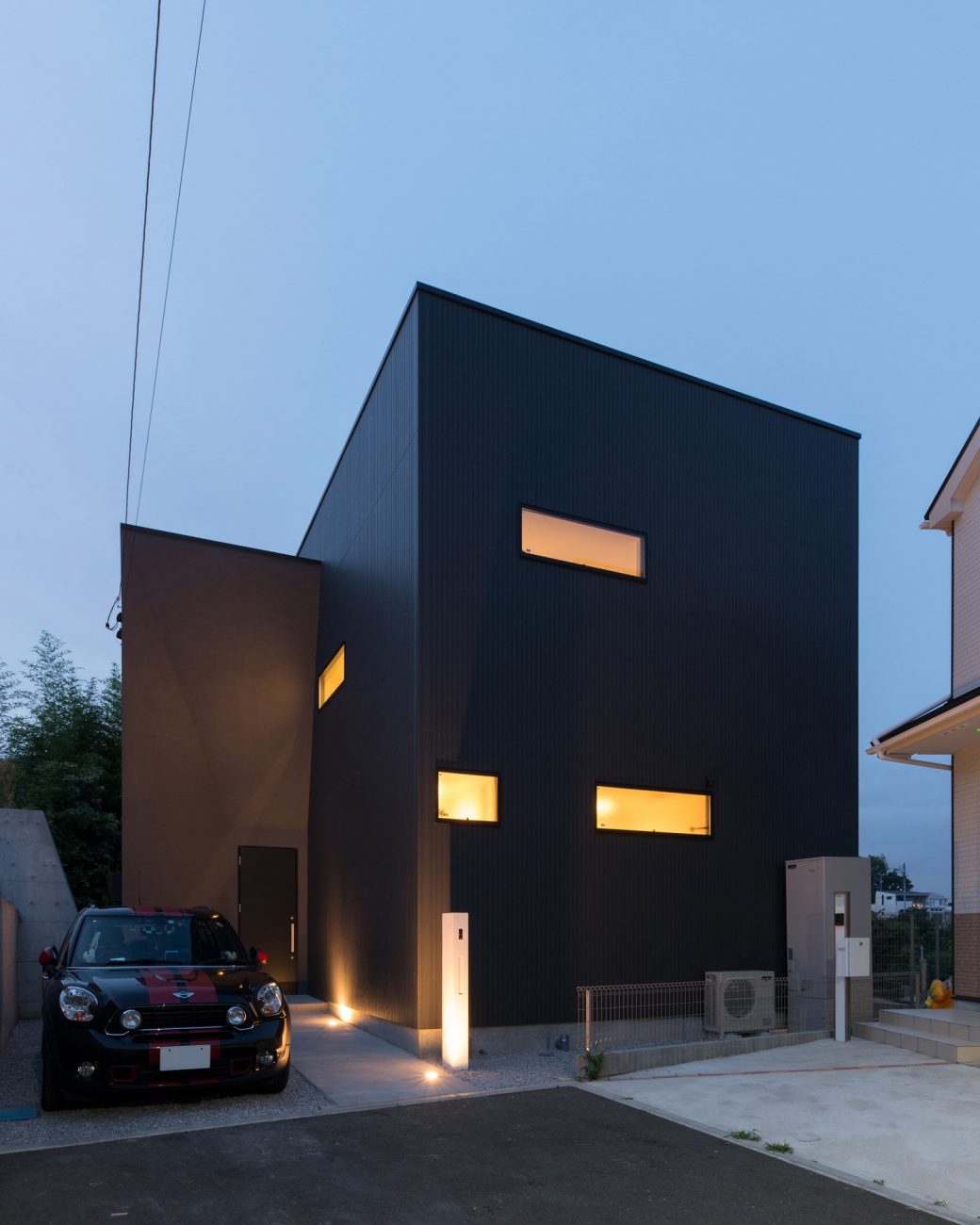 注文住宅・デザイン住宅建築実例_外観 注文住宅・デザイン住宅建築実例_『CASE558 路地と桟（かけはし）の家』_外観