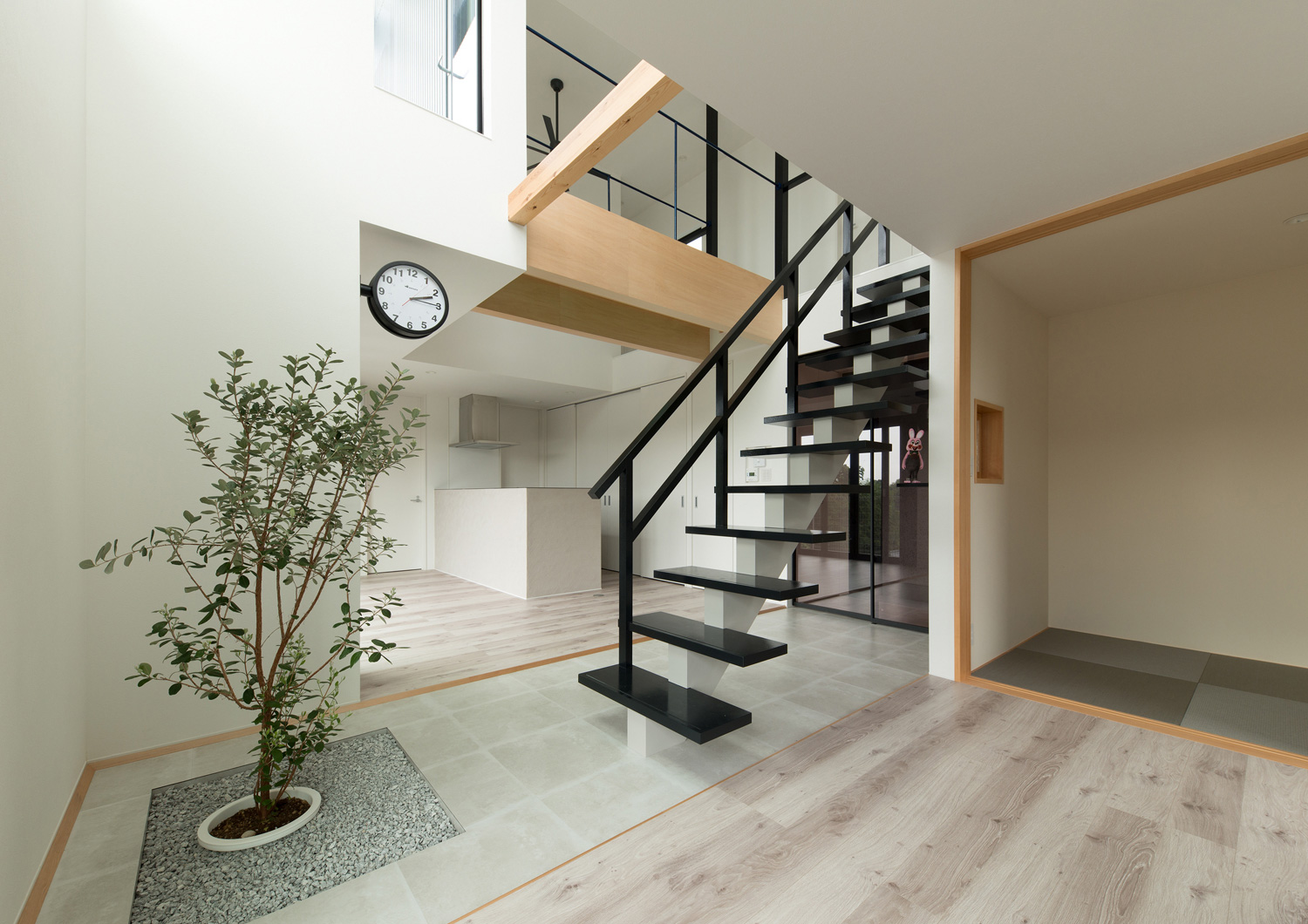 注文住宅・デザイン住宅建築実例_LDK 注文住宅・デザイン住宅建築実例_『CASE558 路地と桟（かけはし）の家』_LDK