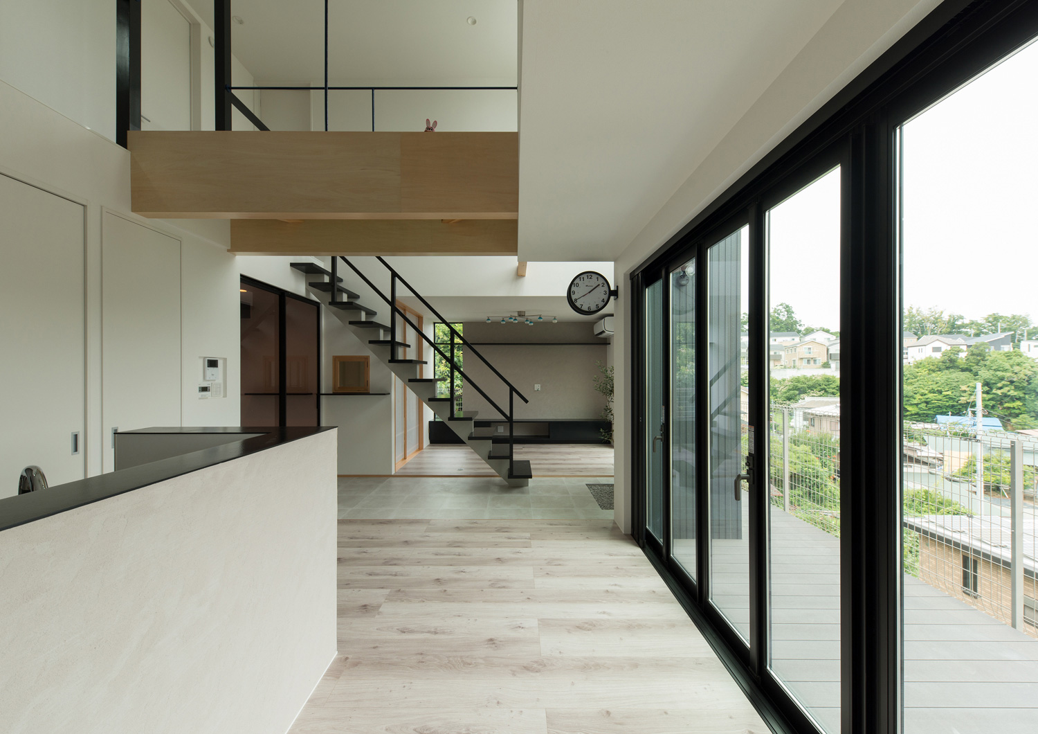 注文住宅・デザイン住宅建築実例_LDK 注文住宅・デザイン住宅建築実例_『CASE558 路地と桟（かけはし）の家』_LDK