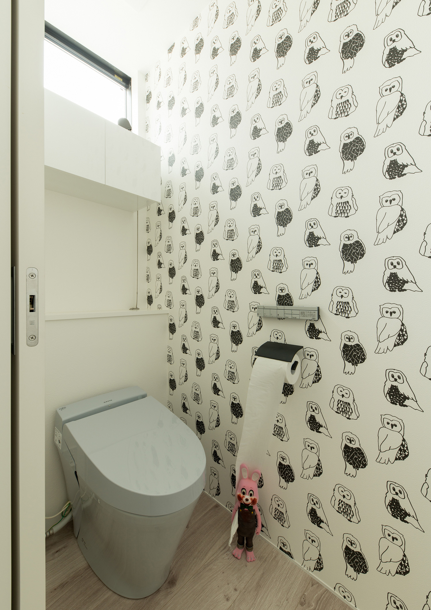 注文住宅・デザイン住宅建築実例_トイレ 注文住宅・デザイン住宅建築実例_『CASE558 路地と桟（かけはし）の家』_トイレ