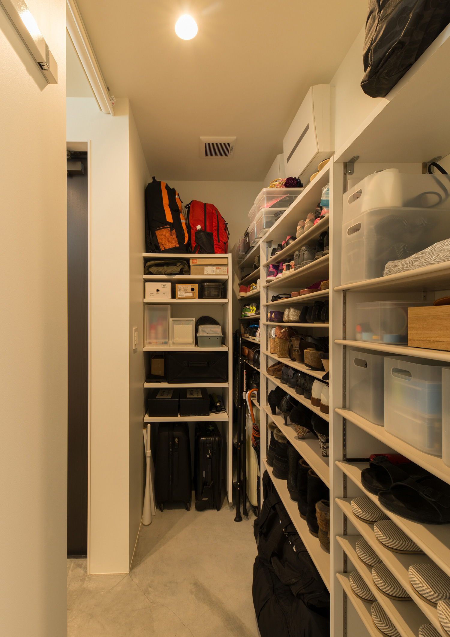 注文住宅・デザイン住宅建築実例_玄関 注文住宅・デザイン住宅建築実例_『CASE565 『 のおうち』_玄関