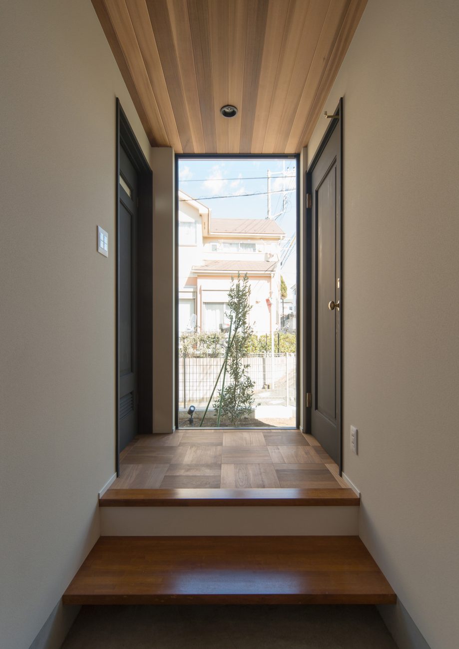 注文住宅・デザイン住宅建築実例_玄関 注文住宅・デザイン住宅建築実例_『CASE568 pacific house』_玄関