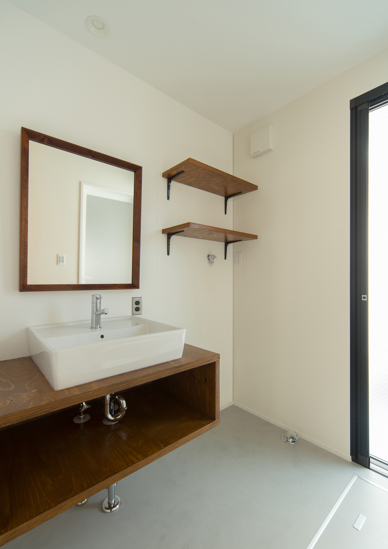 注文住宅・デザイン住宅建築実例_浴室・洗面所 注文住宅・デザイン住宅建築実例_『CASE568 pacific house』_浴室・洗面所