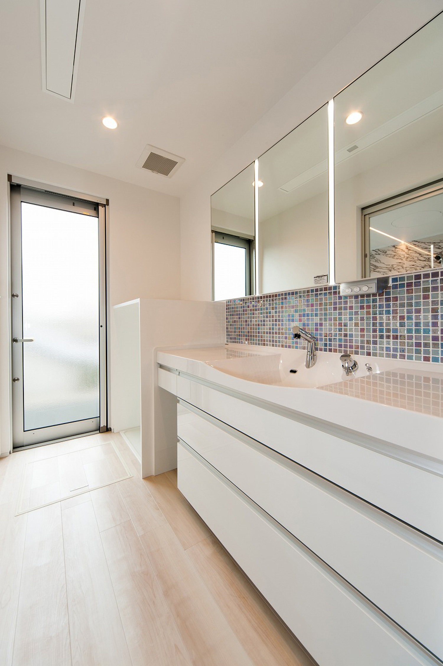 注文住宅・デザイン住宅建築実例_浴室・洗面所 注文住宅・デザイン住宅建築実例_『CASE571 the WALL』_浴室・洗面所