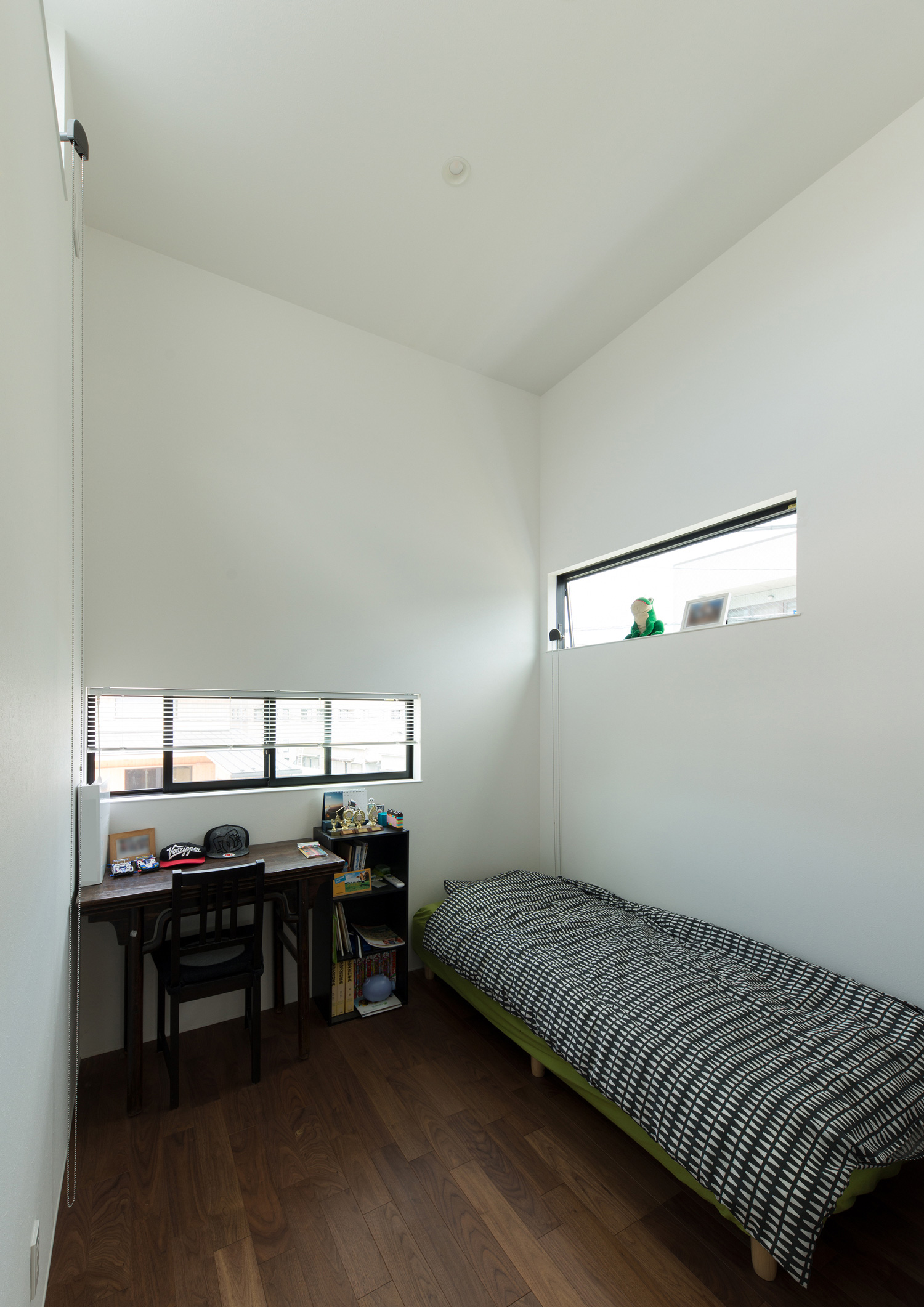 注文住宅・デザイン住宅建築実例_子供部屋 注文住宅・デザイン住宅建築実例_『CASE572 織地の家』_子供部屋