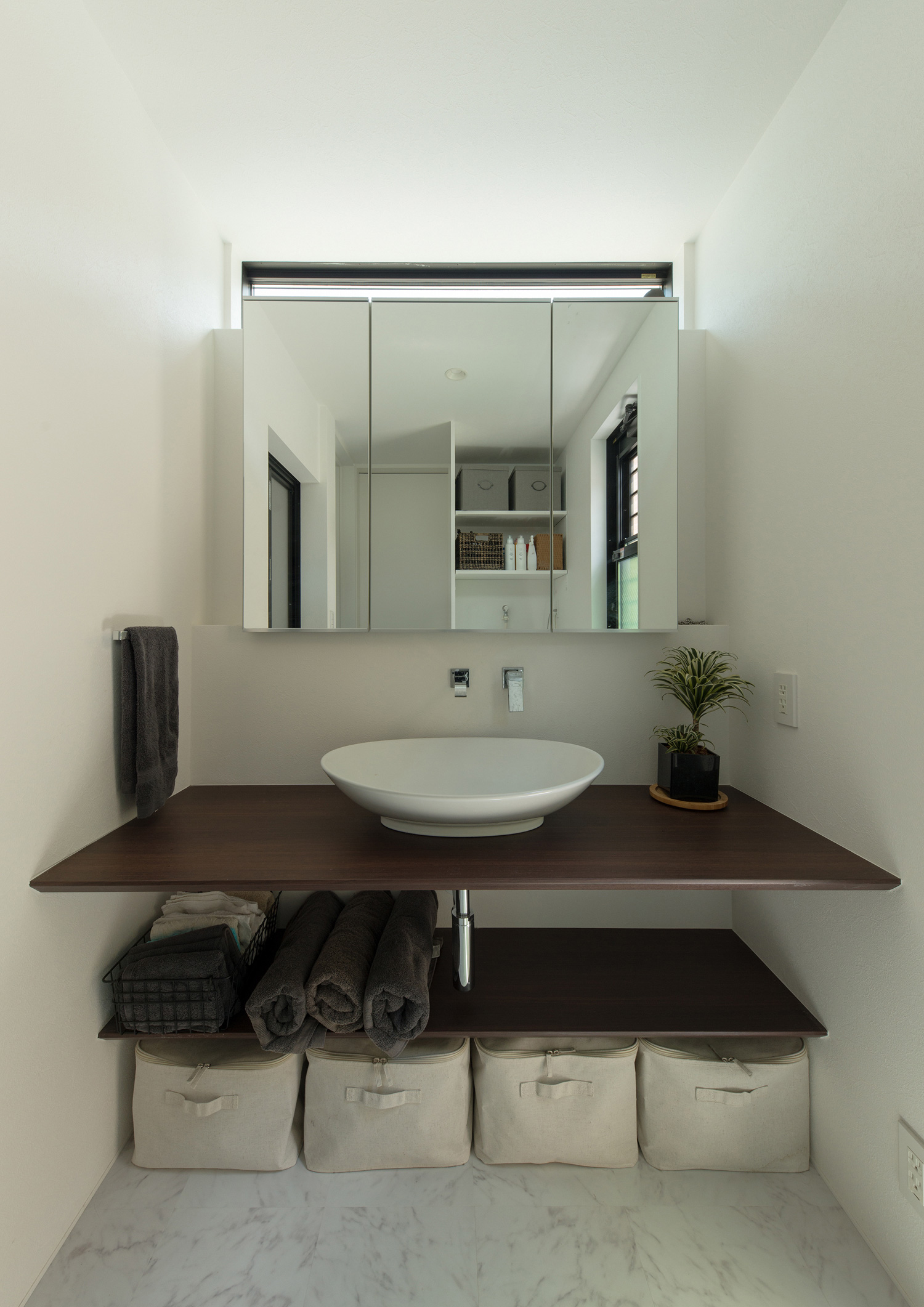 注文住宅・デザイン住宅建築実例_浴室・洗面所 注文住宅・デザイン住宅建築実例_『CASE572 織地の家』_浴室・洗面所