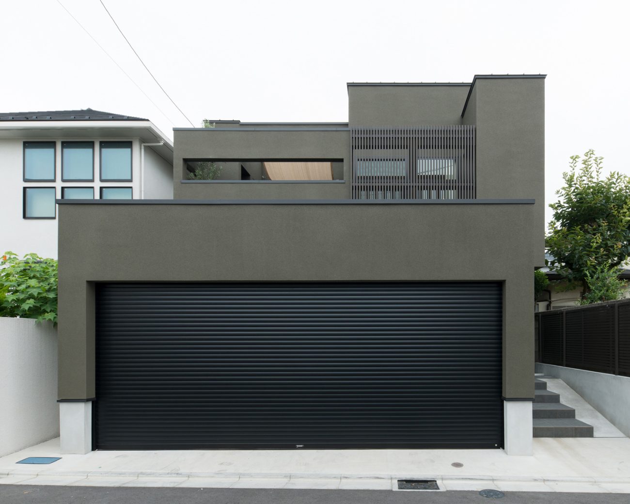 デザイン住宅建築実例_外観・注文住宅『CASE577 紬（つむぎ）の家』の建築実例・施⼯例の写真・建物外観全体 注文住宅・デザイン住宅建築実例_『CASE577 紬（つむぎ）の家』_外観