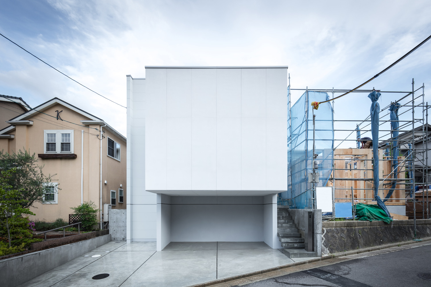 デザイン住宅建築実例_外観・注文住宅『CASE616 HOUSE.FLOAT』の建築実例・施⼯例の写真・建物外観全体 注文住宅・デザイン住宅建築実例_『CASE616 HOUSE.FLOAT』_外観