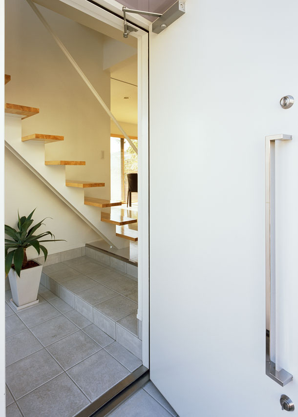 注文住宅・デザイン住宅建築実例_玄関