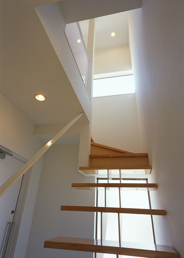 注文住宅・デザイン住宅建築実例_階段