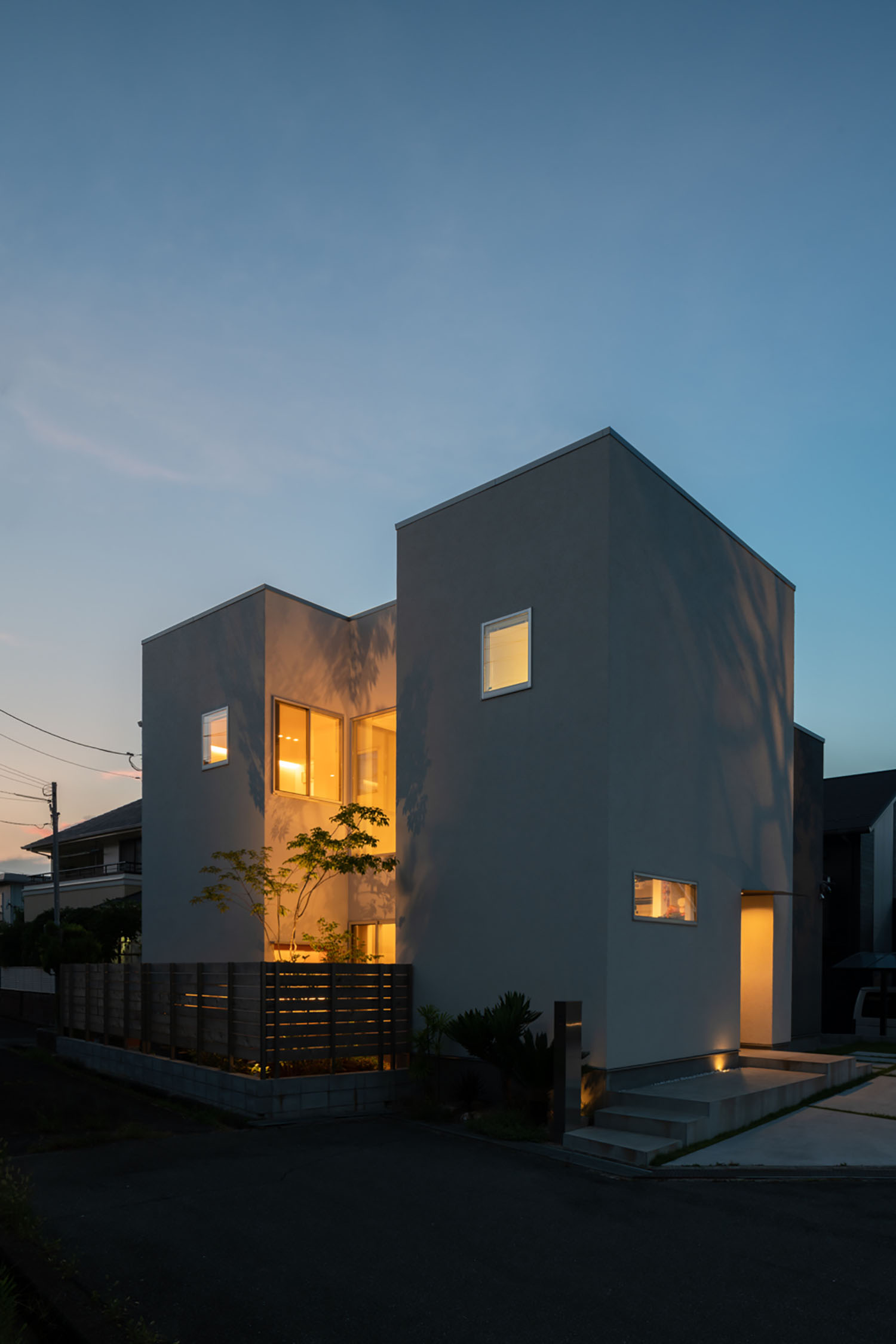 中庭に光が集まる住宅の外観・ホビールームのある家 注文住宅・デザイン住宅建築実例_『CASE684  ホビールームのある家』_外観