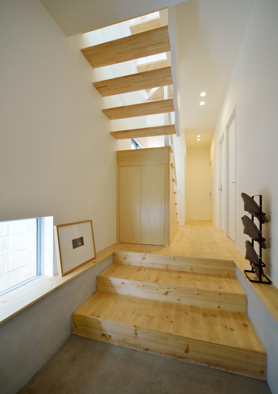 注文住宅・デザイン住宅建築実例_玄関