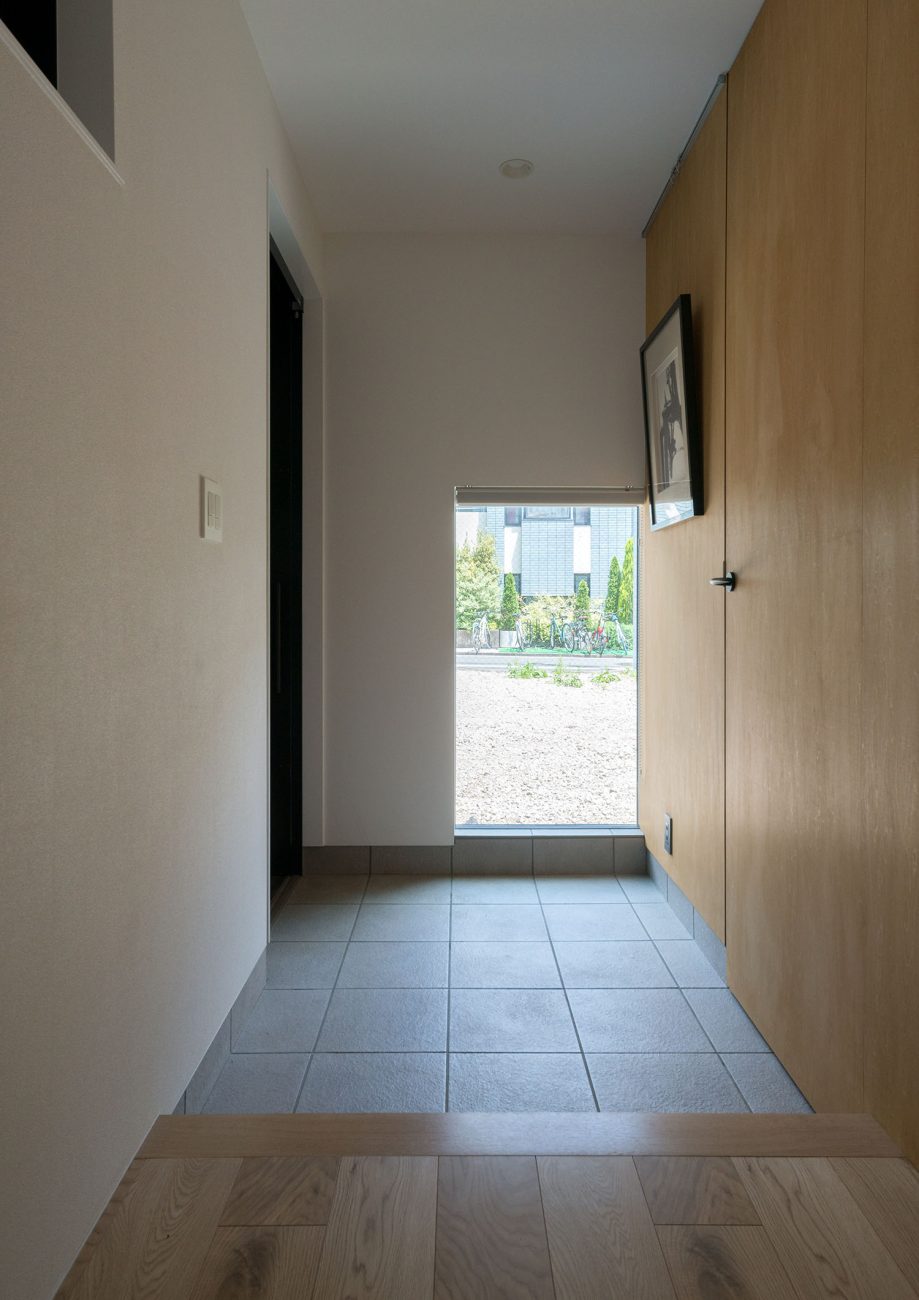 注文住宅・デザイン住宅建築実例_玄関 注文住宅・デザイン住宅建築実例_『CASE542 グレージュのハウス』_玄関