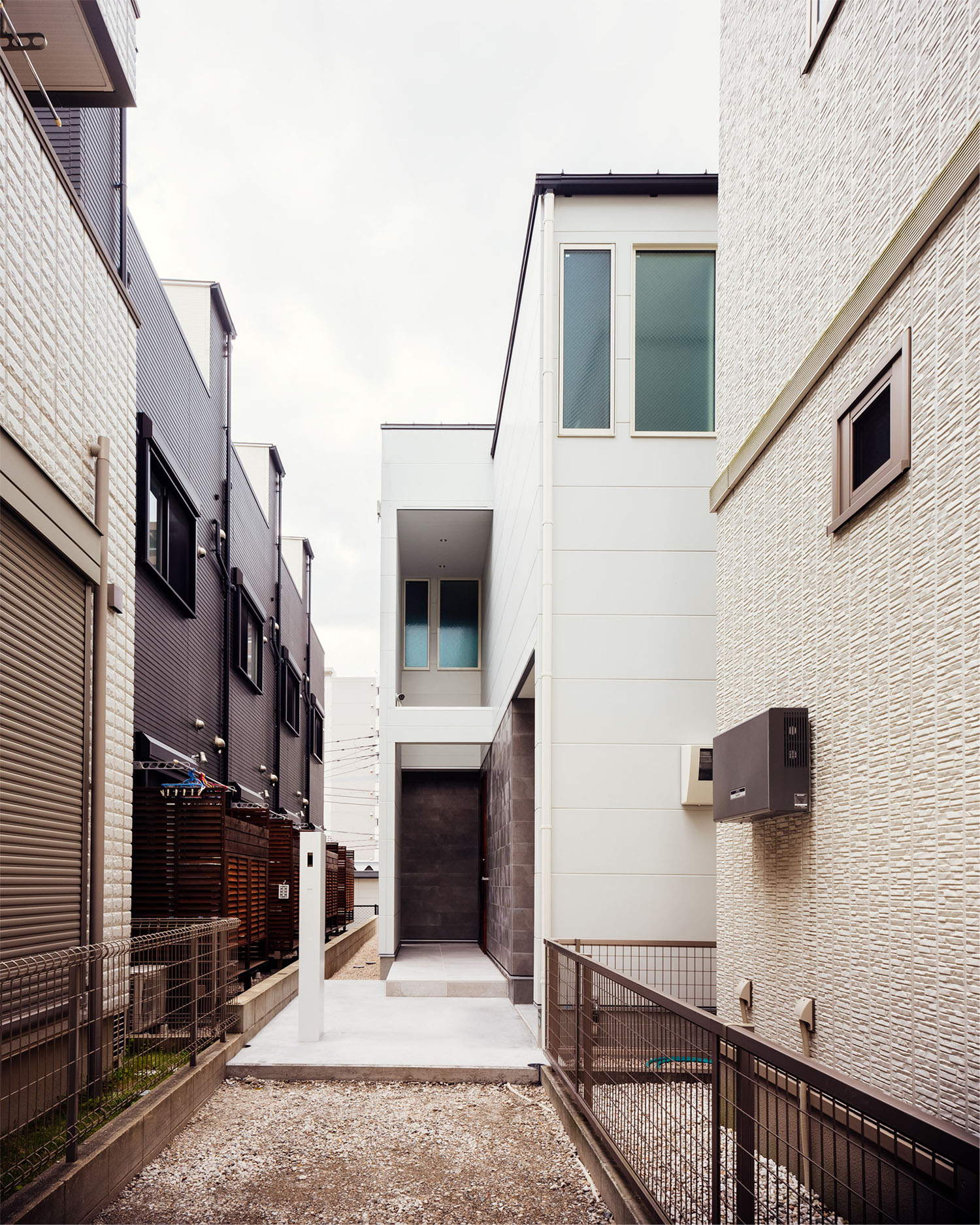 注文住宅『CASE710 décor』の建築実例・施⼯例の写真・建物外観全体 注文住宅・デザイン住宅建築実例_『CASE710 décor』_外観