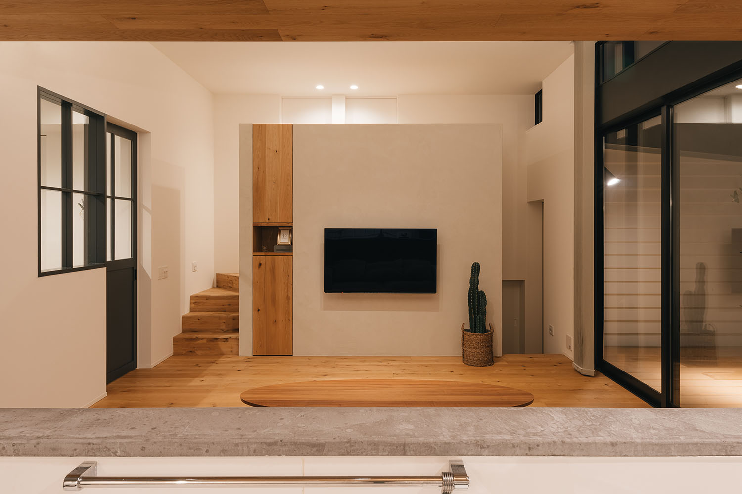 注文住宅・LDK・スキップフロア・開放感のある・明るい・ナチュラル 注文住宅・デザイン住宅建築実例_『CASE719 Flat foam』_LDK