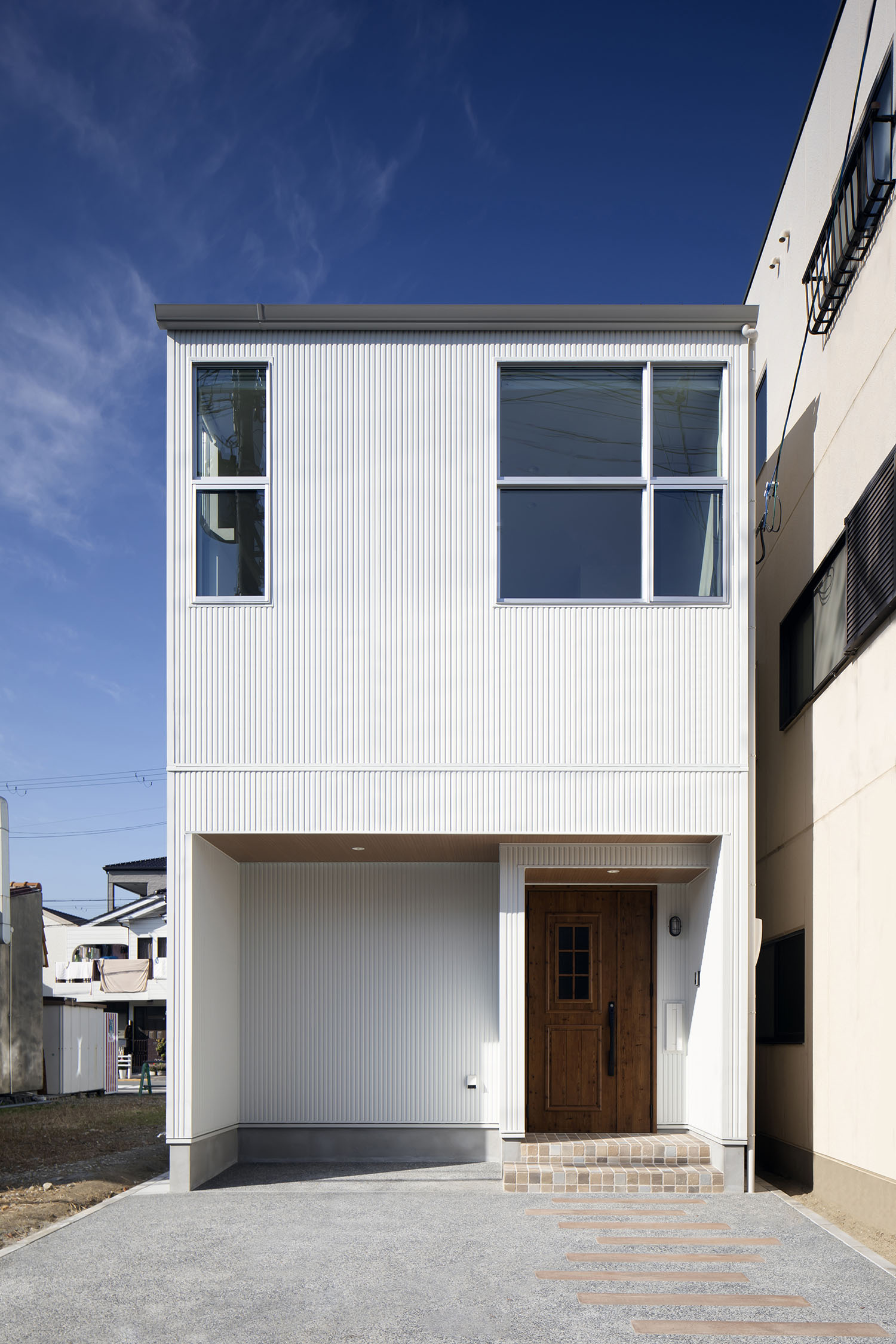 注文住宅『CASE723 rise』の建築実例・施⼯例の写真・建物外観全体 注文住宅・デザイン住宅建築実例_『CASE723 rise』_外観