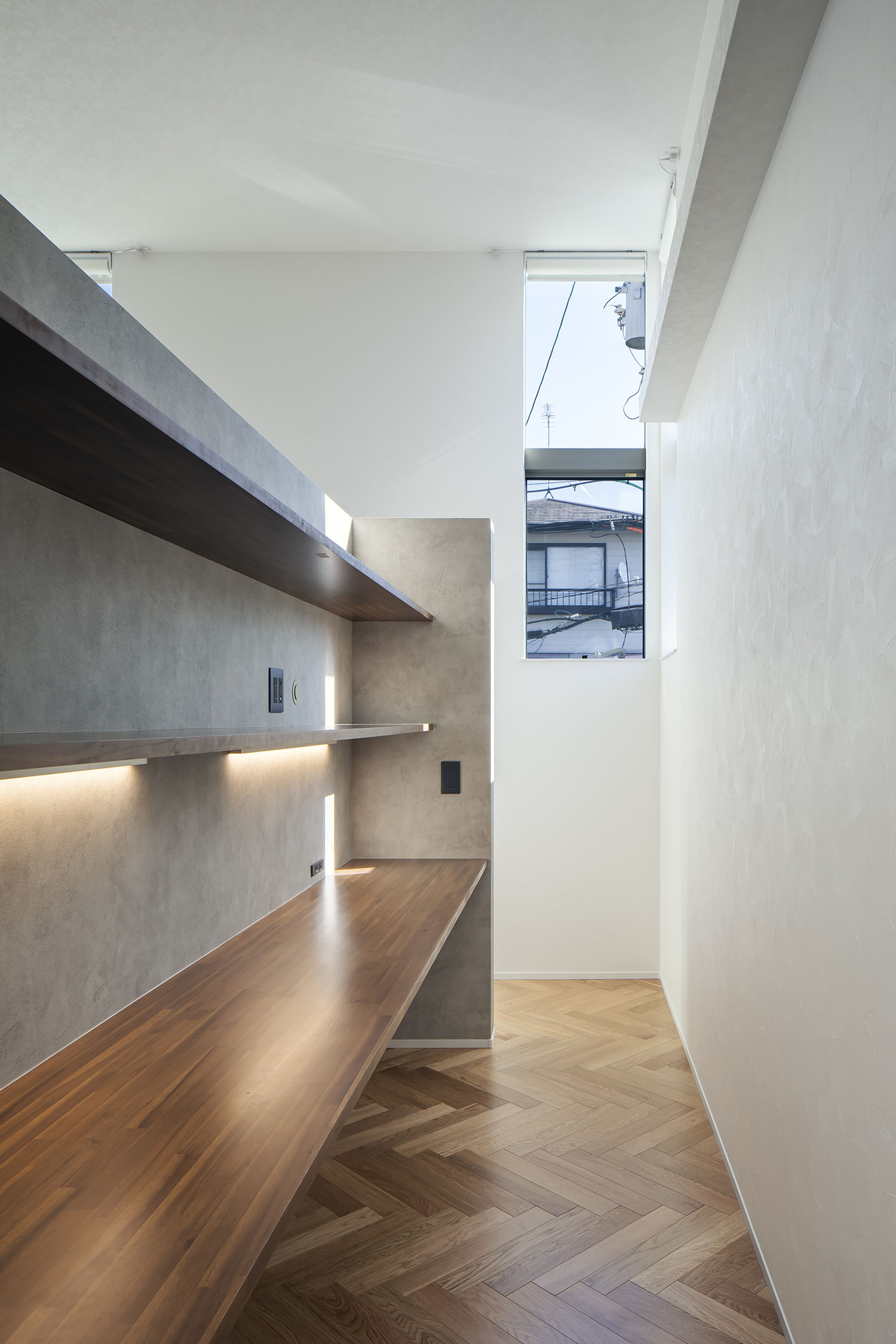 注文住宅・LDK・書斎・ワークスペース・ヘリンボーン柄の床 注文住宅・デザイン住宅建築実例_『CASE723 rise』_書斎