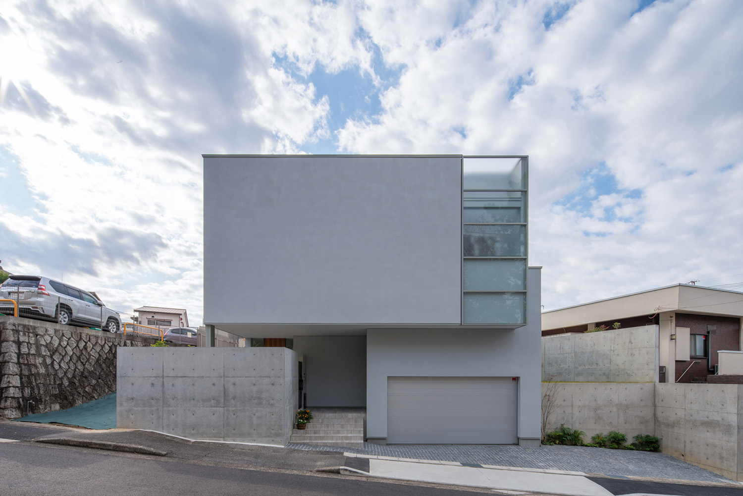 注文住宅『CASE727 ライトコートハウス』の建築実例・施⼯例の写真・建物外観全体 注文住宅・デザイン住宅建築実例_『CASE727 ライトコートハウス』_外観