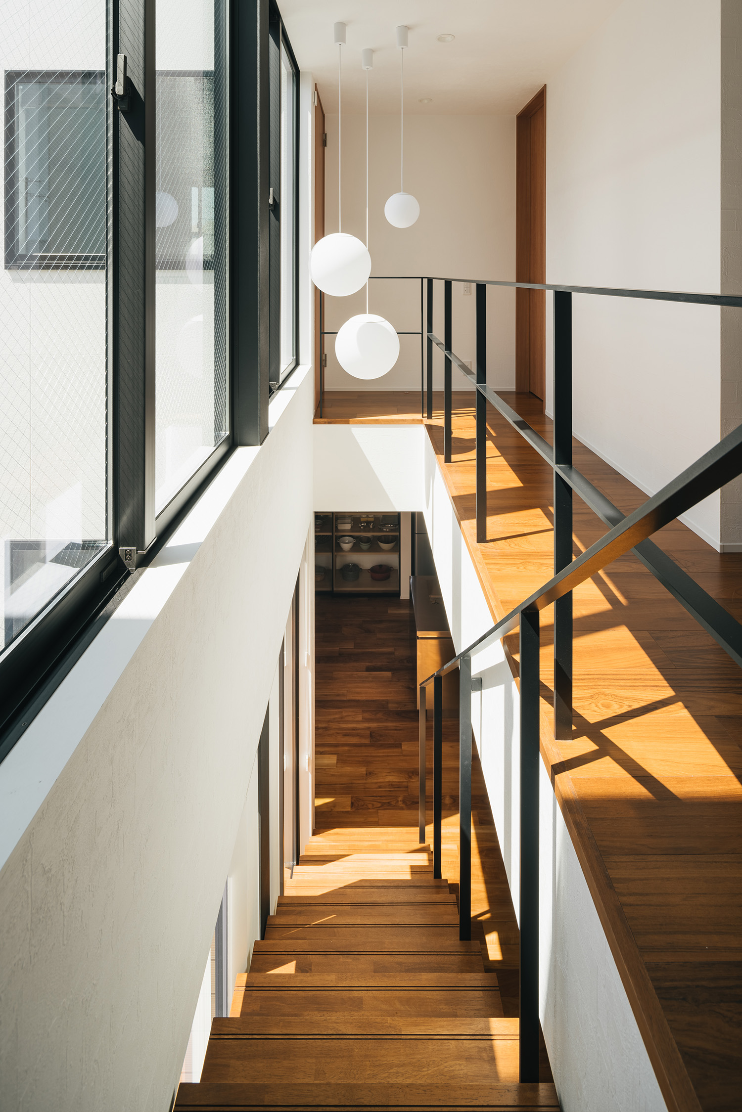 注文住宅・階段・スケルトン階段・アイアンの手すり 注文住宅・デザイン住宅建築実例_『CASE735 brighted home』_階段