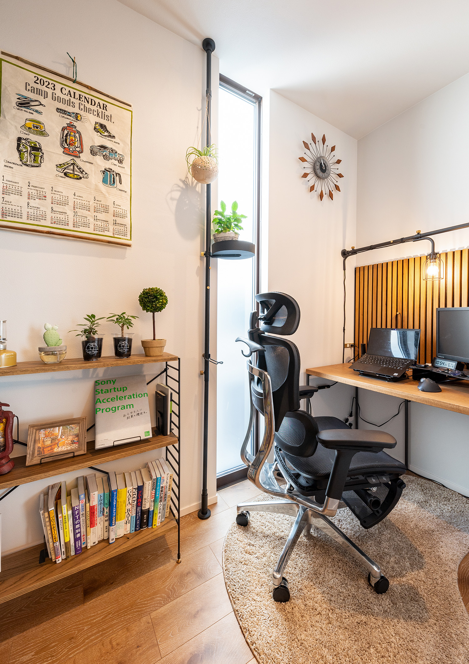 注文住宅・書斎・ワークスペース・スリット窓 注文住宅・デザイン住宅建築実例_『CASE737 RUSTIC』_書斎