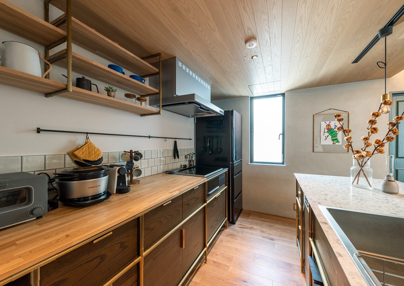 注文住宅・LDK・キッチン・オーダーキッチン・対面キッチン 注文住宅・デザイン住宅建築実例_『CASE737 RUSTIC』_キッチン