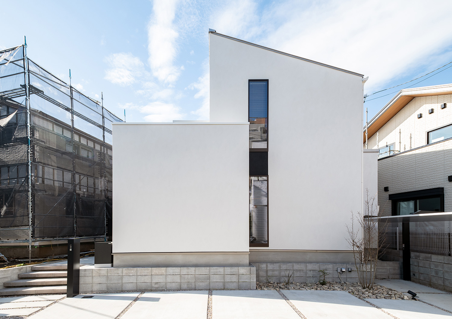 注文住宅『CASE737 RUSTIC』の建築実例・施⼯例の写真・建物外観全体 注文住宅・デザイン住宅建築実例_『CASE737 RUSTIC』_外観