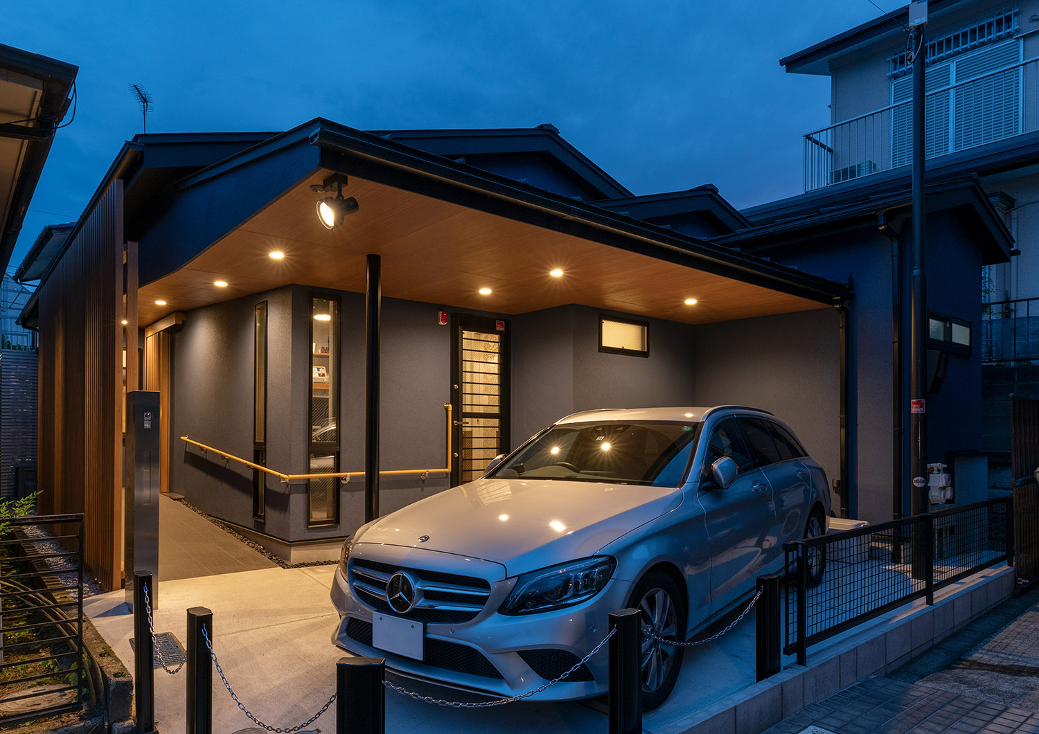 注文住宅・外観・平屋・バリアフリー住宅・スロープ・軒天井 注文住宅・デザイン住宅建築実例_『CASE740 光とともに』_外観