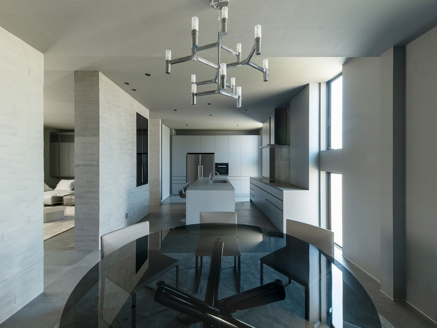 注文住宅・LDK・ダイニングキッチン・カウンターキッチン・Ⅱ型キッチン・グレー 注文住宅・デザイン住宅建築実例_『CASE744 CAVE』_LDK