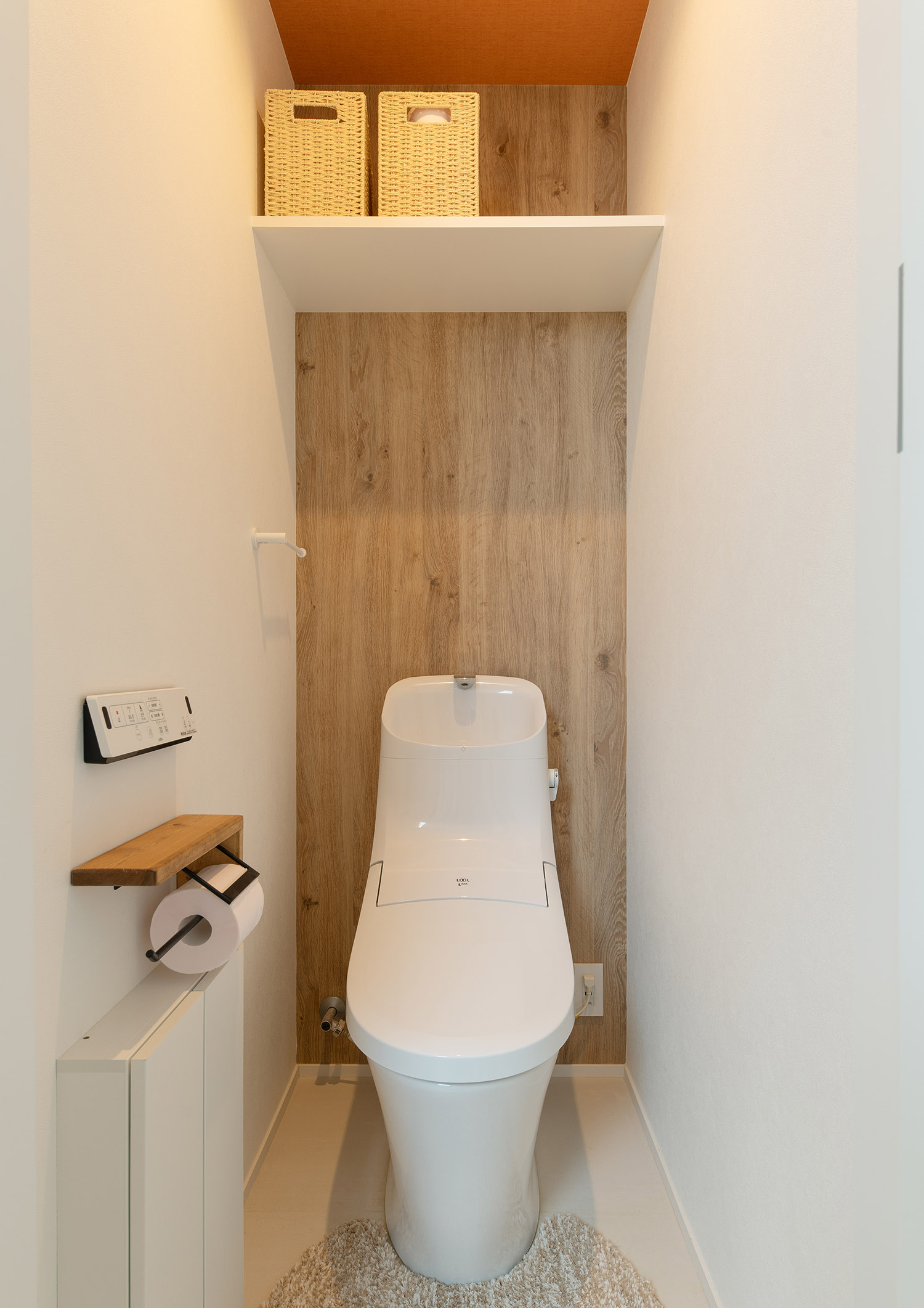 注文住宅・トイレ・木目調・ナチュラル 注文住宅・デザイン住宅建築実例_『CASE746 outlook』_トイレ
