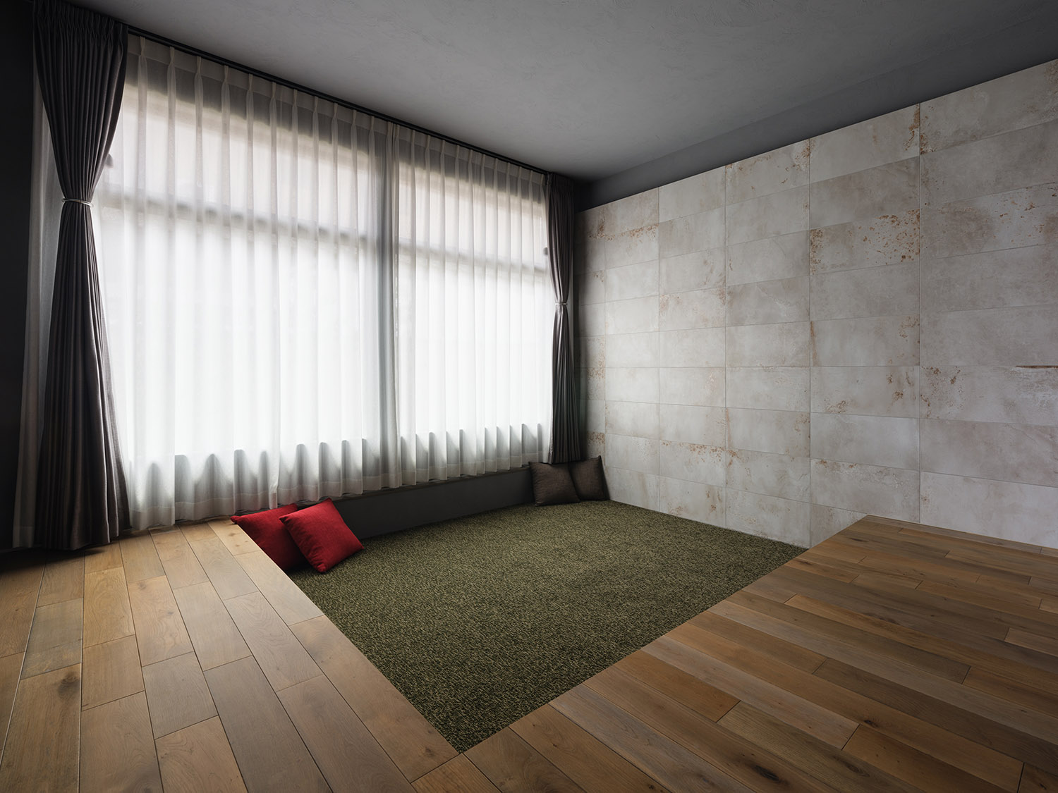 注文住宅・LDK・ダウンリビング・カーペット・タイル壁 注文住宅・デザイン住宅建築実例_『CASE747 濃漆喰の家』_LDK