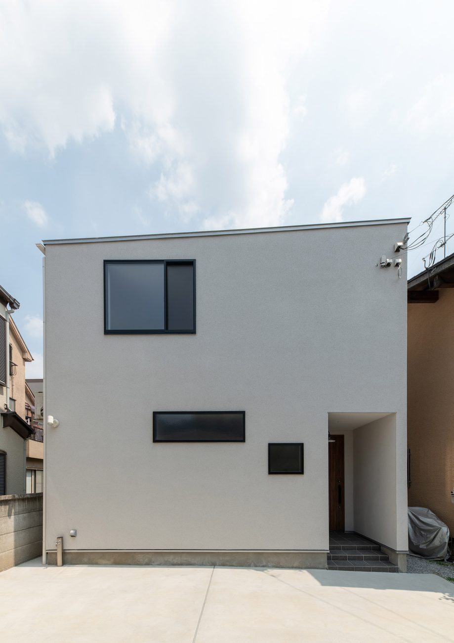 デザイン住宅建築実例_外観・注文住宅『CASE759 陽光照らすイエ』の建築実例・施⼯例の写真・建物外観全体 注文住宅・デザイン住宅建築実例_『CASE759 陽光照らすイエ』_外観