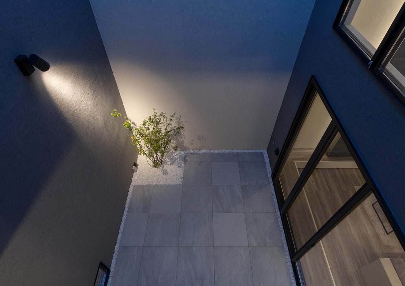 CASE779 OWN SPACE 中庭