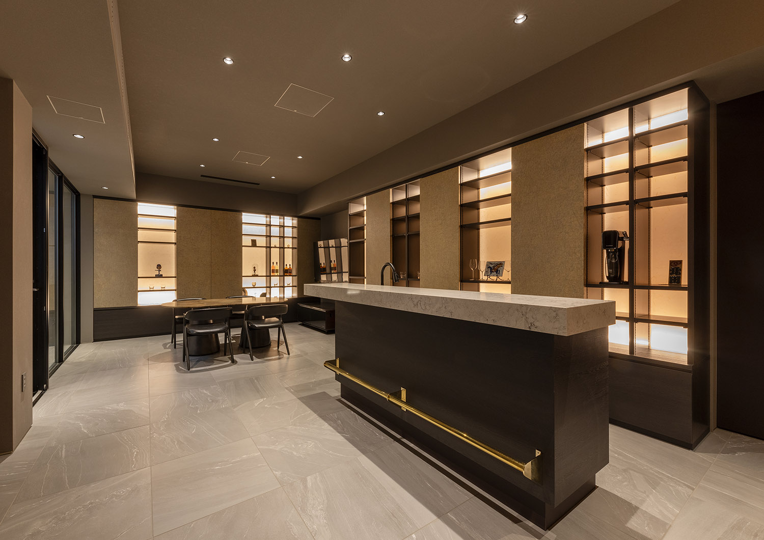 デザイン住宅建築実例_パーティールーム・注文住宅『CASE781 天地を紡ぐ家』の建築実例・施⼯例の写真