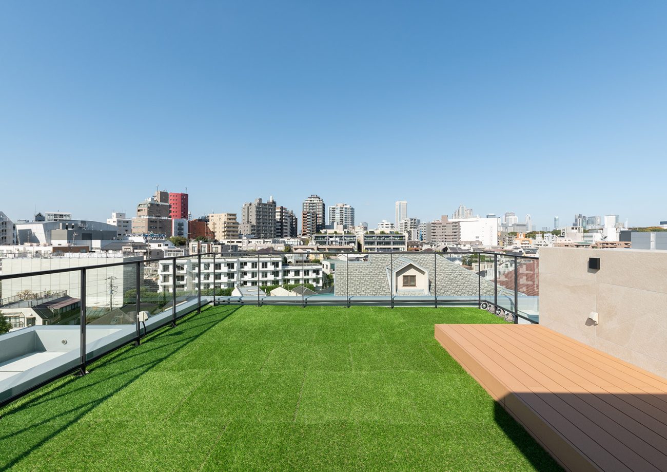 デザイン住宅建築実例_屋上テラス・注文住宅『CASE781 天地を紡ぐ家』の建築実例・施⼯例の写真