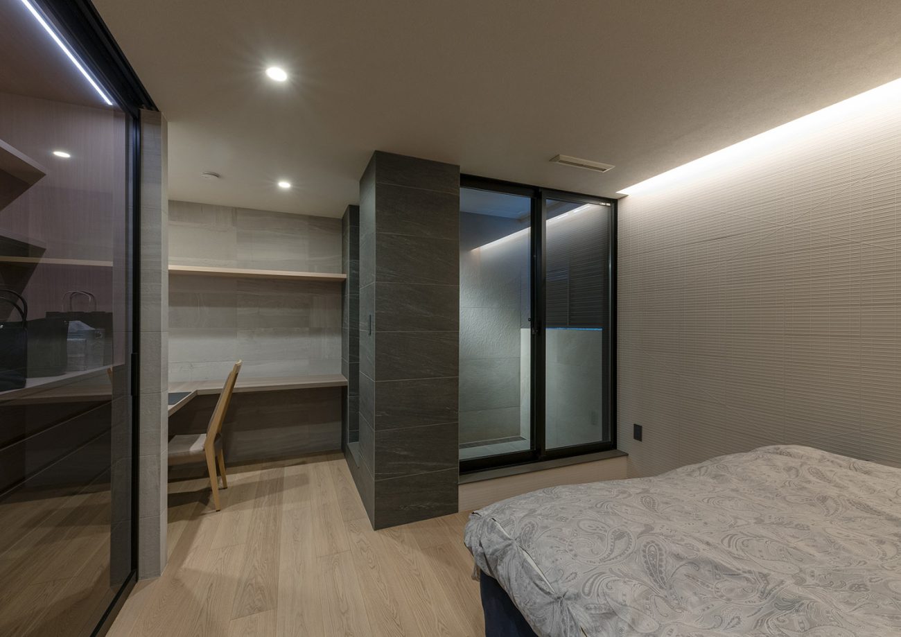 デザイン住宅建築実例_寝室・注文住宅『CASE781 天地を紡ぐ家』の建築実例・施⼯例の写真