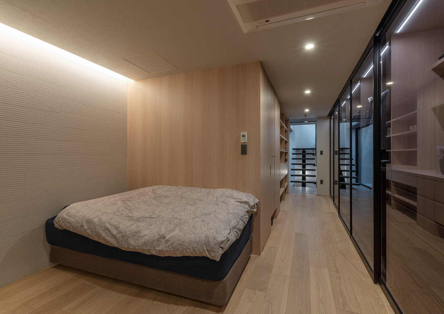 デザイン住宅建築実例_寝室・注文住宅『CASE781 天地を紡ぐ家』の建築実例・施⼯例の写真