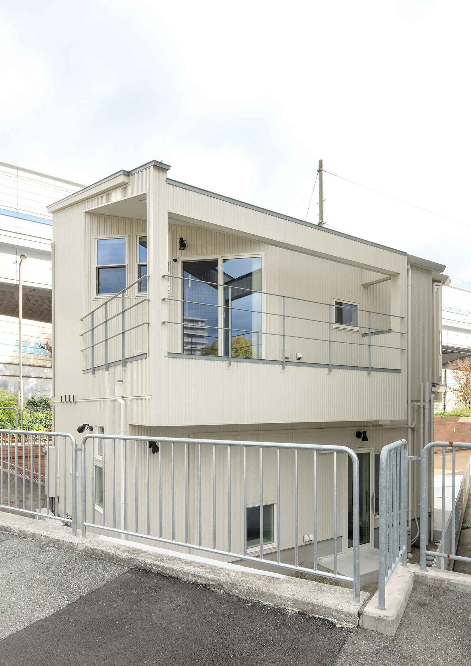 デザイン住宅建築実例_外観・注文住宅『CASE782 ねこと暮らす家』の建築実例・施⼯例の写真・建物外観