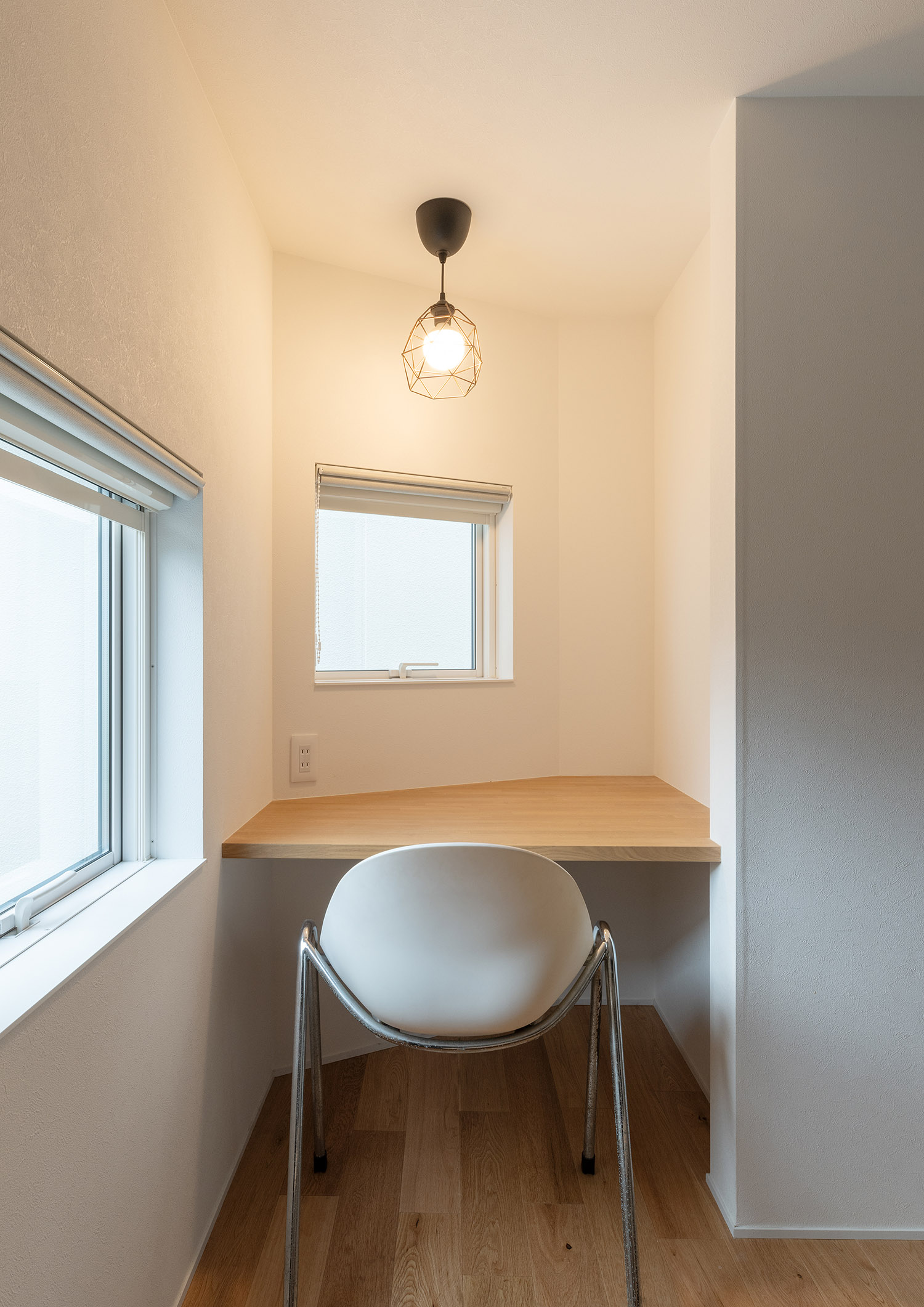 デザイン住宅建築実例_外観・注文住宅『CASE782 ねこと暮らす家』の建築実例・施⼯例の写真・建物_書斎